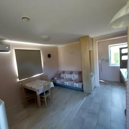 Rozany Na Wiejskiej Lubiatowo (Pomerania)