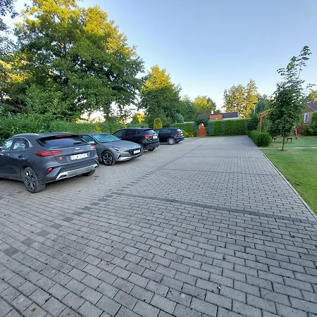 Rozany Na Wiejskiej Tatil Evi Lubiatowo (Pomerania)