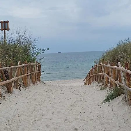 Rozany Na Wiejskiej Ferienhaus Lubiatowo (Pomerania)