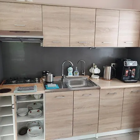 Vakantiehuis Dom Rozany Caloroczny Ogrzewany Na Wiejskiej 5 *