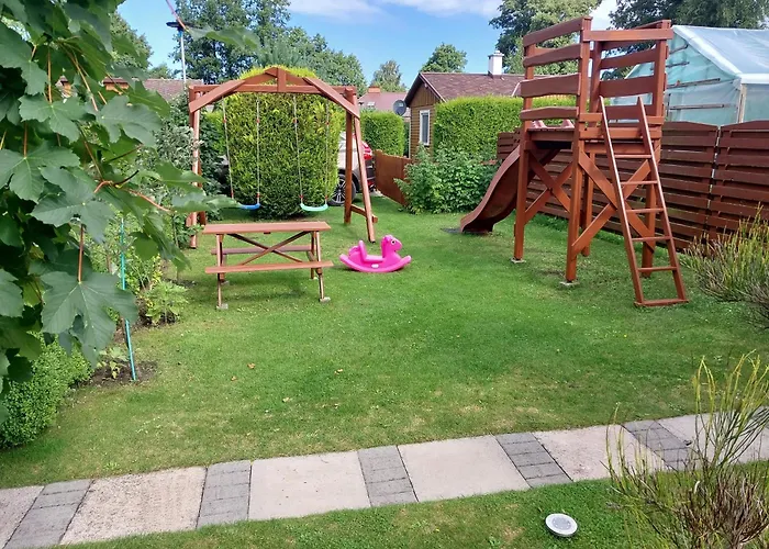 Semesterbostad Rozany Na Wiejskiej Lubiatowo (Pomerania)