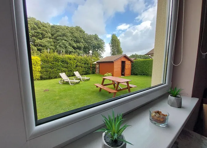 Rozany Na Wiejskiej * Lubiatowo (Pomerania)